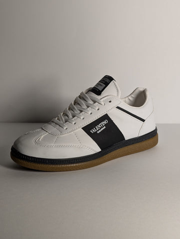Dresser Shoes - Man / მამაკაცის ფეხსაცმელი - თეთრი