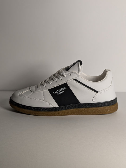 Dresser Shoes - Man / მამაკაცის ფეხსაცმელი - თეთრი