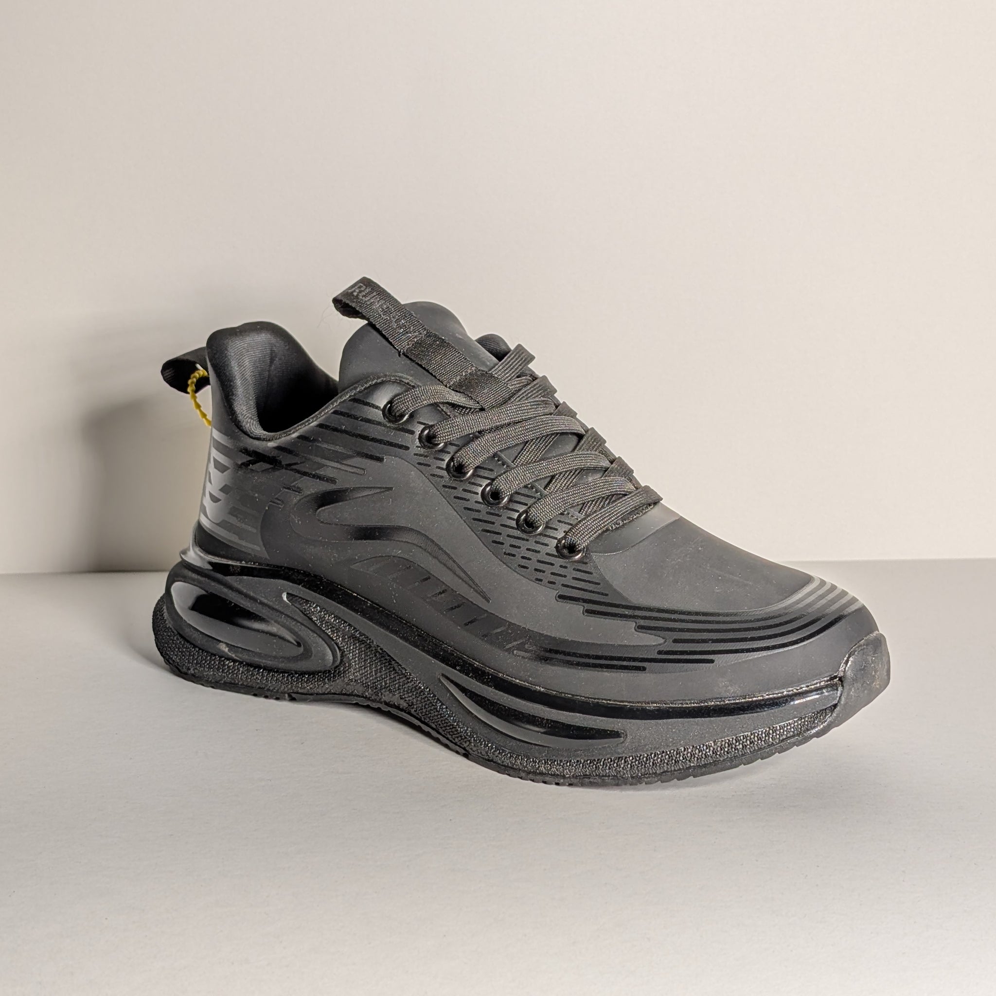 Dresser Premium Black Sneakers / მამაკაცის ფეხსაცმელი