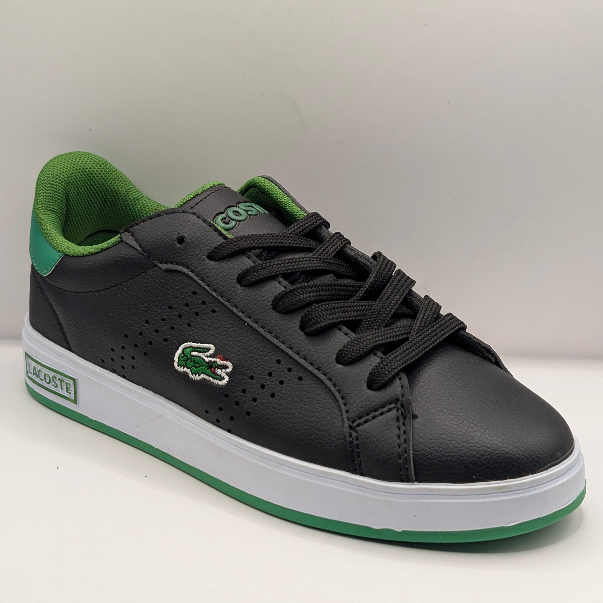 ლაკოსტა / Lacoste -