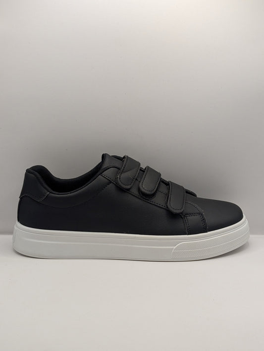 Dresser Black Sneakers - 10350
